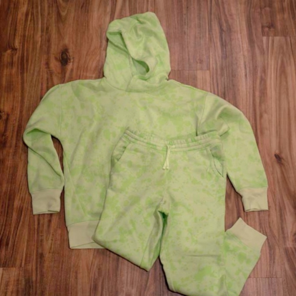 Girls DSG Hoodie & Sweats